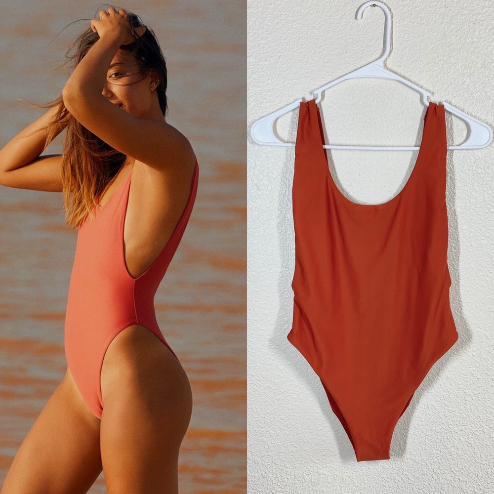 Aerie Super Scoop One Piece Swimsuit Medium